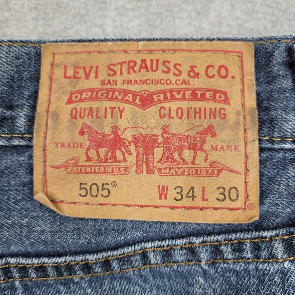 Levi's 505 Straight‎ Fit Jeans Mens 34x30 Blue Denim Classic Casual Cotton Y2K